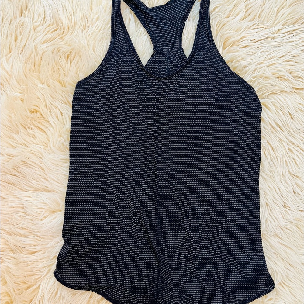 NWOT Lululemon Love Tank Pleated - Picture 5 of 6